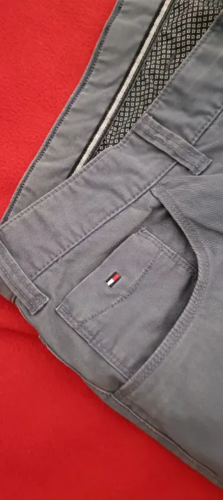 Pantalón Tommy Hilfiger Gris Azulado 44/32