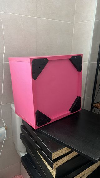 Cubo Rosa Estantería Ikea Madera