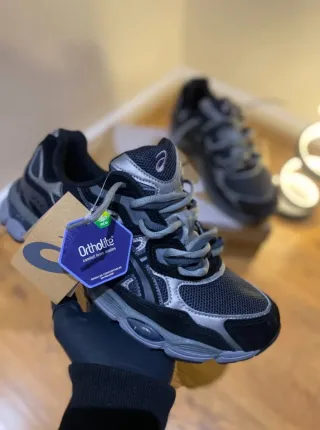 Scarpe Asics Gel NYC Nere e Grigie taglia 43.5