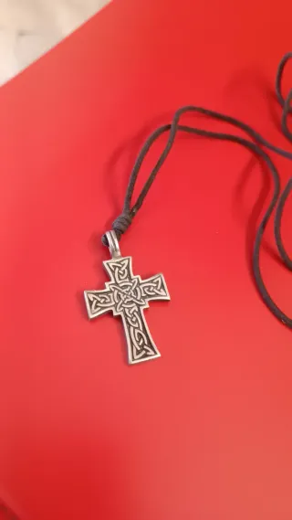 Colgante Cruz Celta Diseño Envejecido