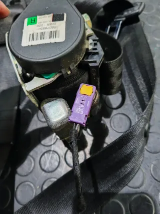 Cinturón Delantero Derecho Audi A4 B7 2.0