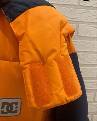 Abrigo DC Shoes Naranja y Azul