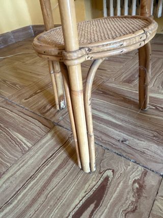 Portavasi da terra in bambù e rattan