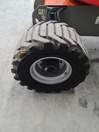 Plataforma Elevadora JLG 450AJ