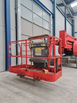 Plataforma Elevadora JLG 450AJ