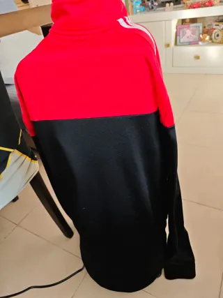 Chaqueta Chándal Adidas Roja y Negra