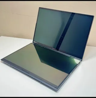 Asus Zenbook Duo 8406MA i9 1TB SSD 32GB RAM