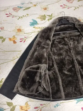 Chaqueta de hombre negra con forro