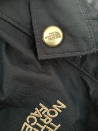 Chaqueta The North Face HyVent Azul