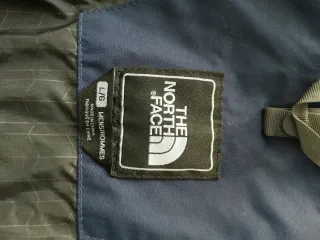 Chaqueta The North Face HyVent Azul