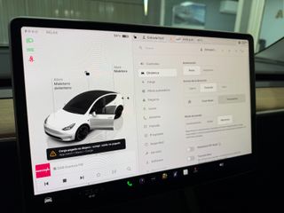 Tesla Model Y Performance 4WD