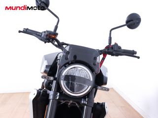 HUSQVARNA SVARTPILEN 801