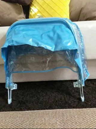 Protector plástico de lluvia transparente