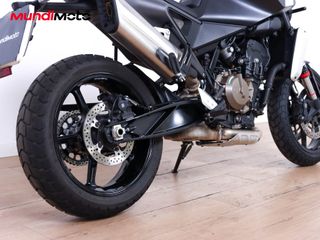 HUSQVARNA SVARTPILEN 801