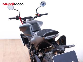 HUSQVARNA SVARTPILEN 801