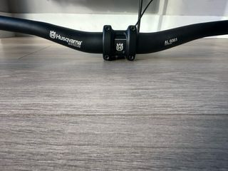 Manillar y potencia MTB Husqvarna
