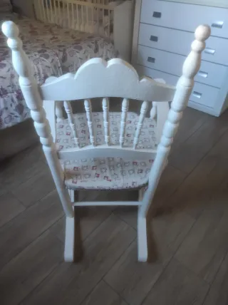 Mecedora madera bebé