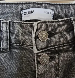 Jean mom fit Inside gris talla S