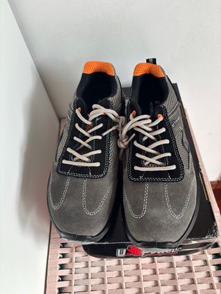 Zapato de seguridad gris y naranja Talla 39