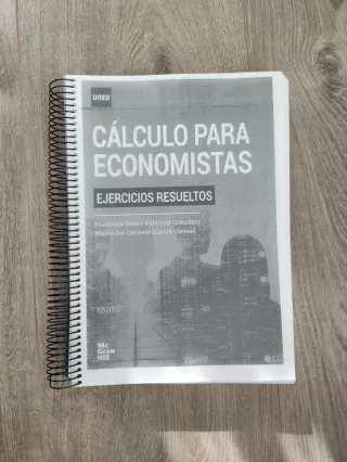 Pack libros Economía UNED