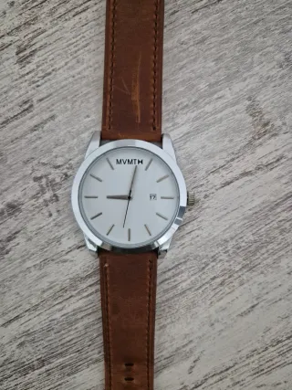 Reloj MVMT