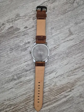 Reloj MVMT