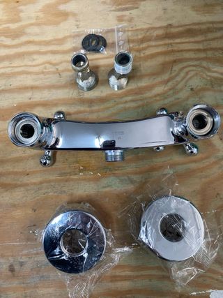 Grifo TRES ducha mecanismo cerámico