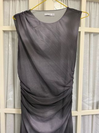 Vestido largo gris/negro fruncido