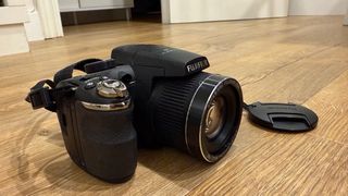 Cámara Fujifilm S3300 + Objetivo