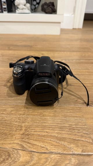 Cámara Fujifilm S3300 + Objetivo