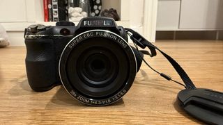 Cámara Fujifilm S3300 + Objetivo