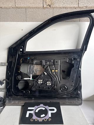 Puerta Delantera Derecha Cadillac SRX : 2452761