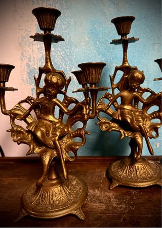 Candelabros de Bronce con Figuras