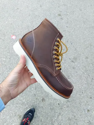 Stivaletti uomo marroni