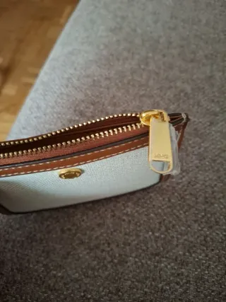 Monedero beige y marrón