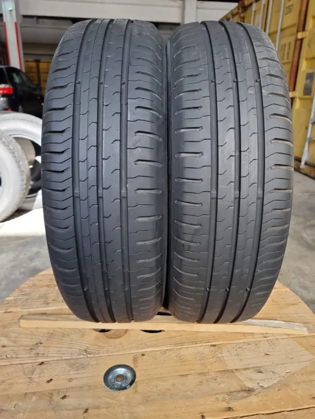 Vendo 2 Neumáticos en perfecto estado^