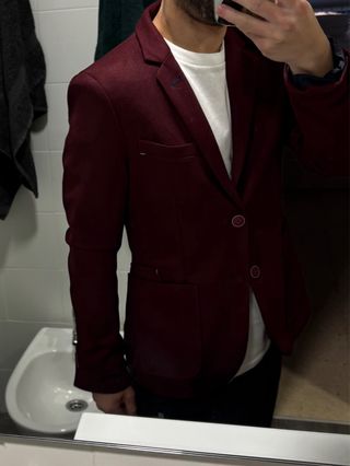 Americana hombre S color vino tinto) S ajustada