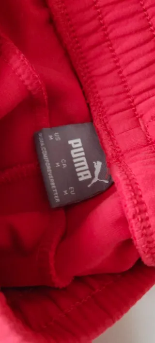Pantalón deportivo Puma rojo