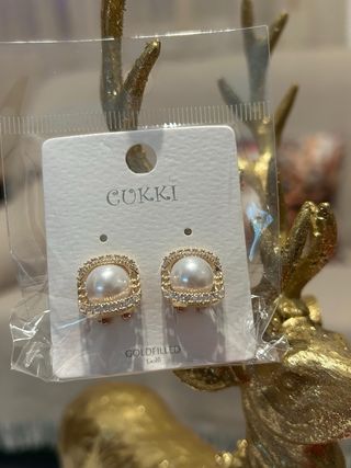 Pendientes largos dorados y plateados con brillant