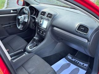 Volkswagen Golf Variant 1.6 TDI 105cv DPF DSG Advance