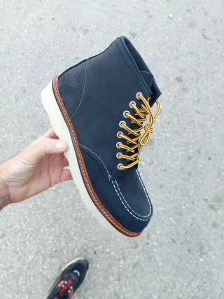 Stivaletti uomo neri e marroni