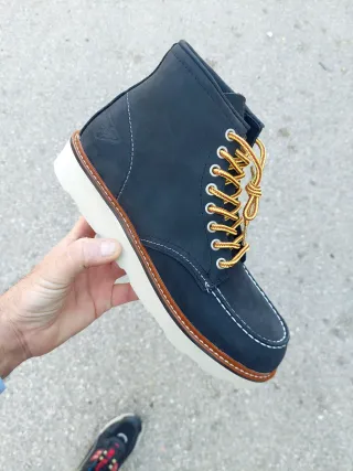 Stivaletti uomo neri e marroni