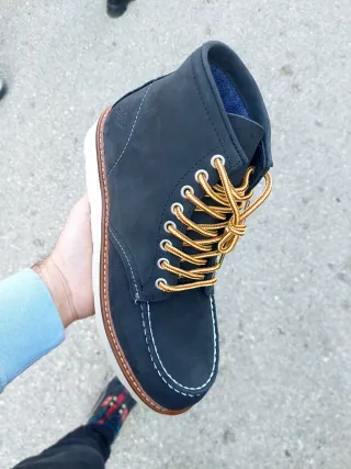 Stivaletti uomo neri e marroni