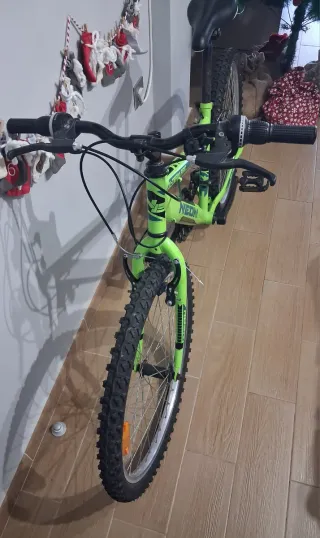 Bicicleta de Montaña Verde