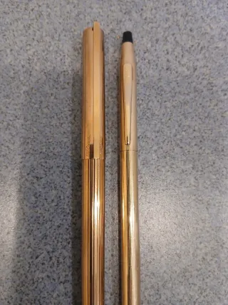 Pluma y Bolígrafo S.T. Dupont de Oro 18k