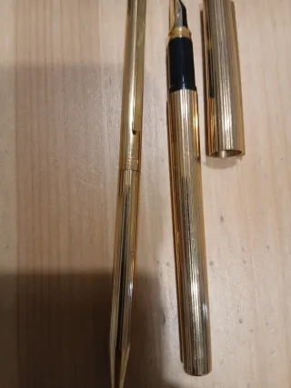 Pluma y Bolígrafo S.T. Dupont de Oro 18k
