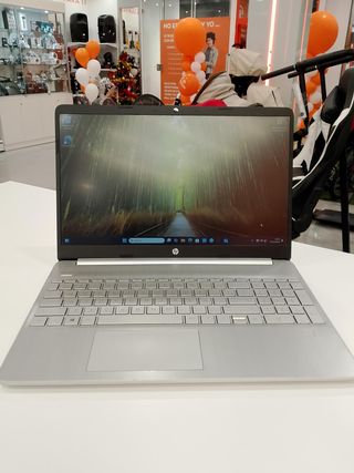 PORTATIL HP 15EQ1040NS AMD 3020E RAM 4GB SSD 125GB + CARGADOR