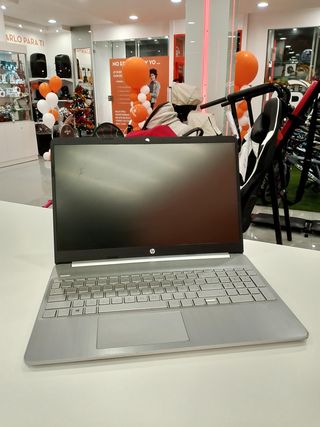 PORTATIL HP 15EQ1040NS AMD 3020E RAM 4GB SSD 125GB + CARGADOR