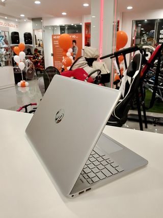 PORTATIL HP 15EQ1040NS AMD 3020E RAM 4GB SSD 125GB + CARGADOR