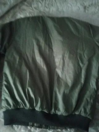 Chaqueta bomber verde niño